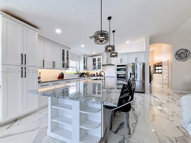 9889 Agnello St, Lake Worth FL 33467 - Lake Worth, FL - Photo 3
