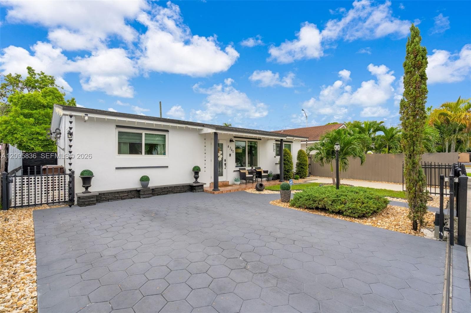 4340 W 5th Ave, Hialeah FL 33012 - Hialeah, FL - Photo 1