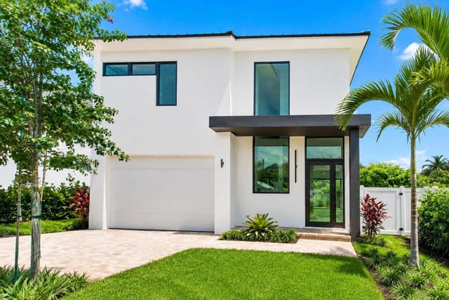 209 SE 5TH Street, Delray Beach FL 33483 - Delray Beach, FL - Photo 2