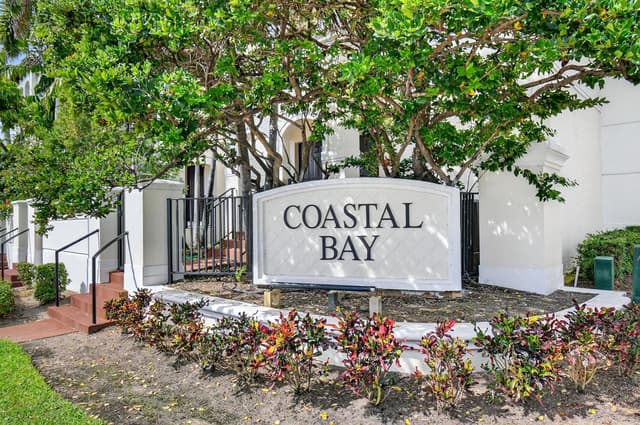 1203 Coastal Bay Boulevard, Boynton Beach FL 33435 - Boynton Beach, FL - Photo 4