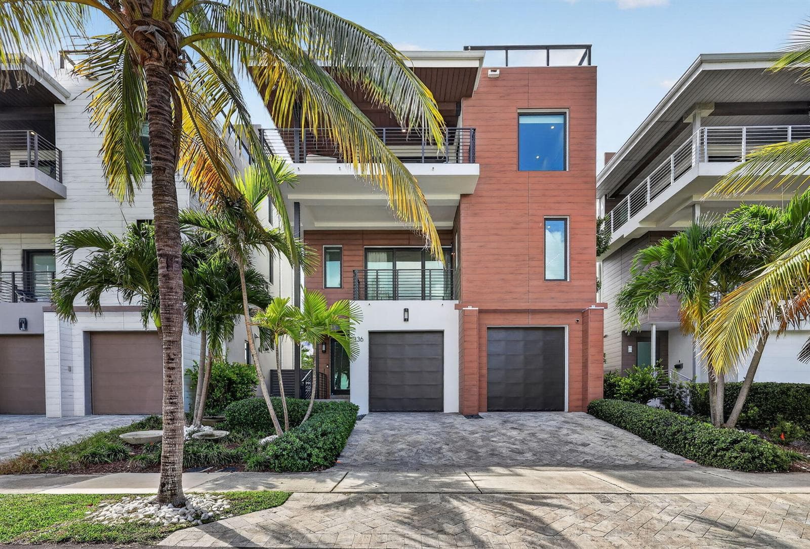 336 Balboa Street, Hollywood FL 33019 - Hollywood, FL - Photo 1