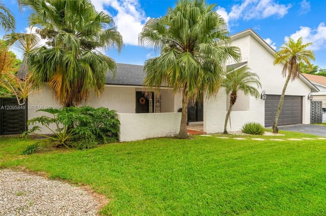 13711 SW 108th St, Miami FL 33186 - Miami, FL - Photo 2