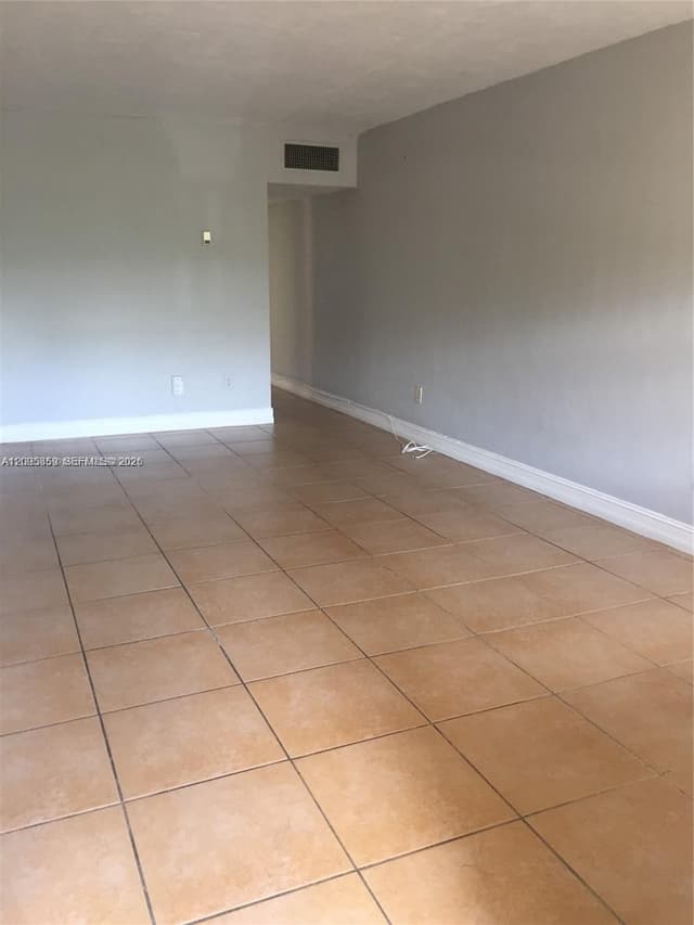 1851 NE 168th St # 7, North Miami Beach FL 33162 - North Miami Beach, FL - Photo 5