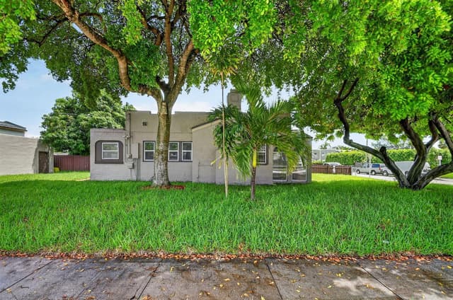 739 KAYE Street # 0, West Palm Beach FL 33405 - West Palm Beach, FL - Photo 6