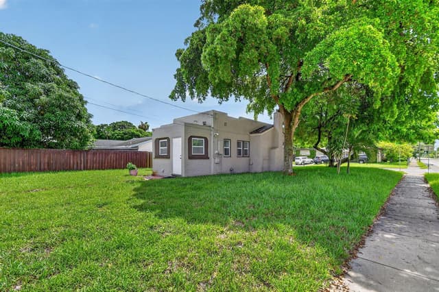 739 KAYE Street # 0, West Palm Beach FL 33405 - West Palm Beach, FL - Photo 7