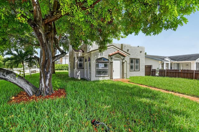 739 KAYE Street # 0, West Palm Beach FL 33405 - West Palm Beach, FL - Photo 3