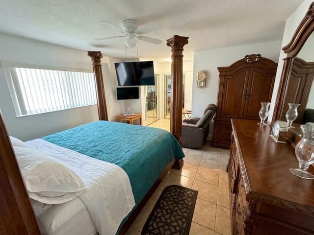 820 SW 49th Terrace, Margate FL 33068 - Margate, FL - Photo 7