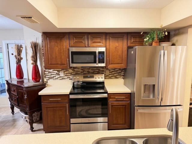 820 SW 49th Terrace, Margate FL 33068 - Margate, FL - Photo 3