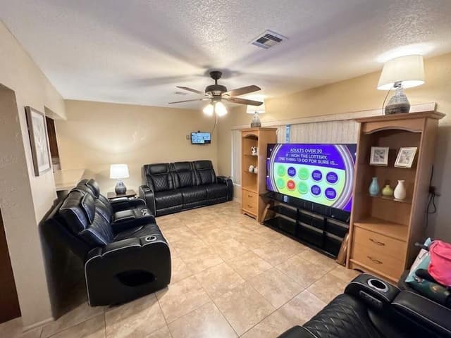 820 SW 49th Terrace, Margate FL 33068 - Margate, FL - Photo 5