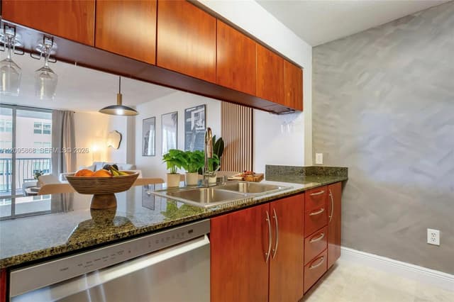 1200 Brickell Bay Dr # 1805, Miami FL 33131 - Miami, FL - Photo 6