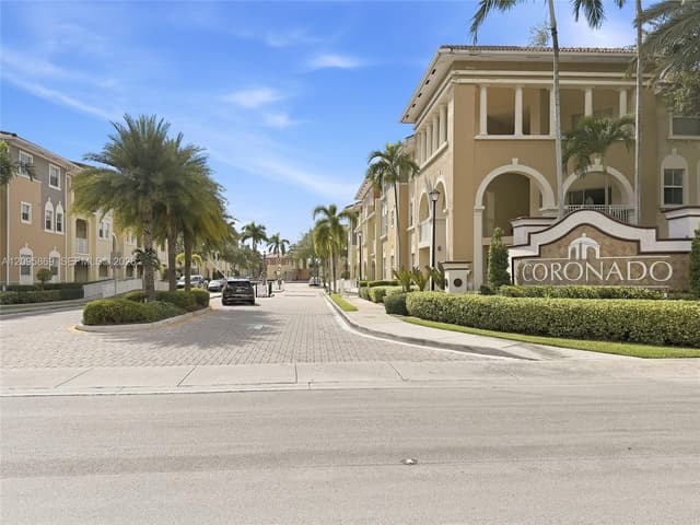 10870 NW 88th Ter # 214, Doral FL 33178 - Doral, FL - Photo 2