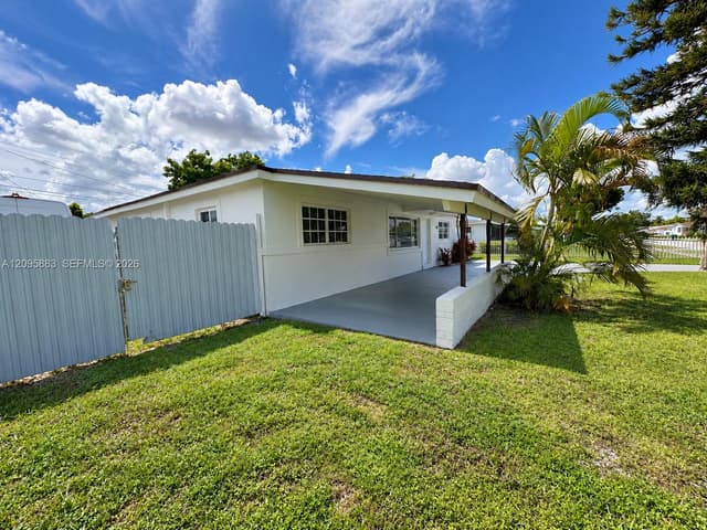 710 NW 176th Ter, Miami Gardens FL 33169 - Miami Gardens, FL - Photo 5