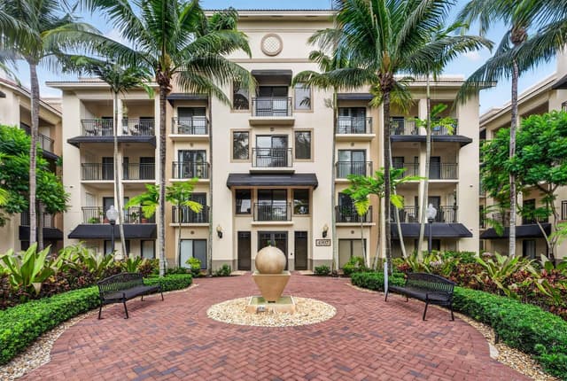 4907 Midtown Lane # 1316, Palm Beach Gardens FL 33418 - Palm Beach Gardens, FL - Photo 2