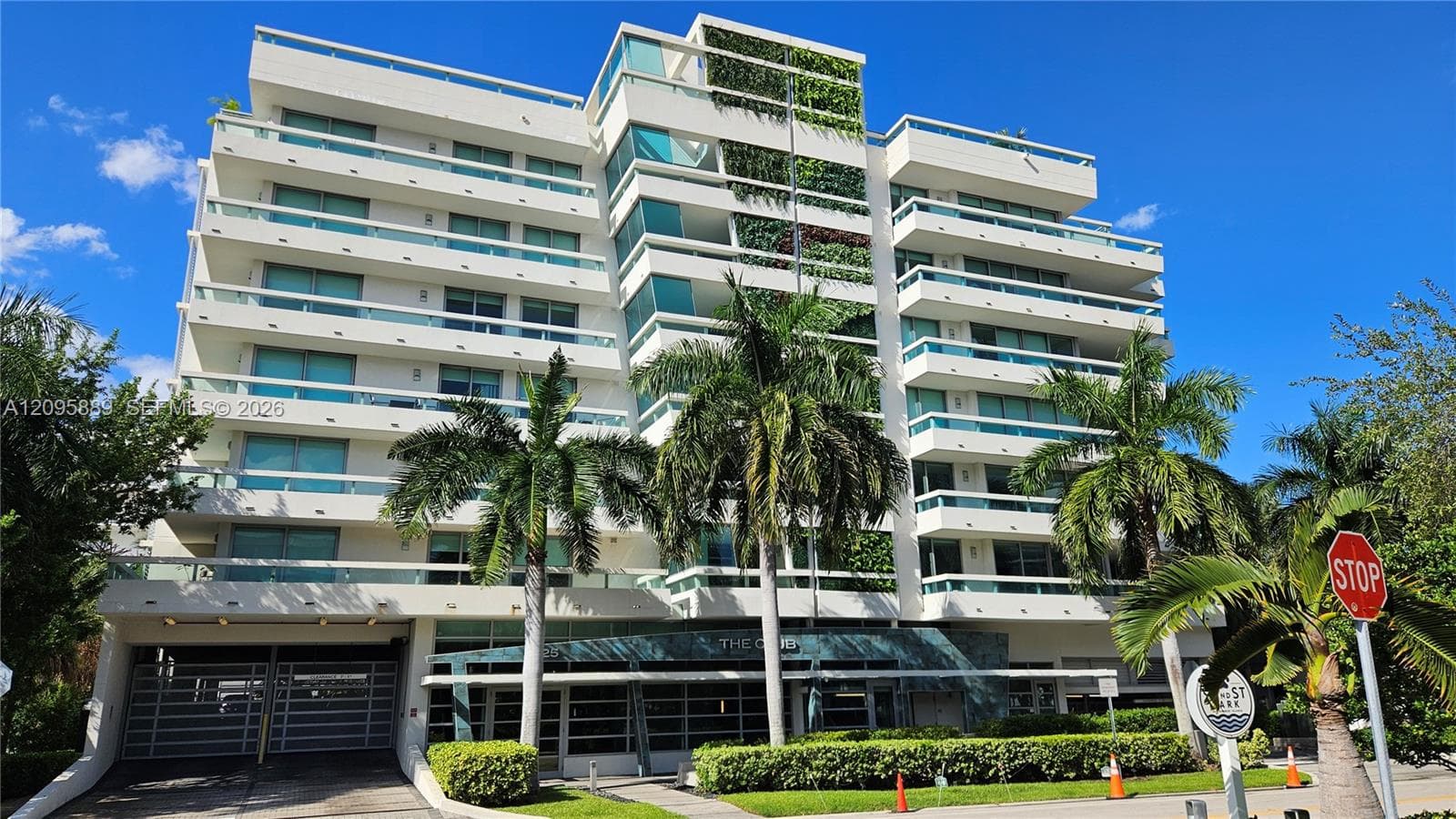 1025 92nd St # 804, Bay Harbor Islands FL 33154 - Bay Harbor Islands, FL - Photo 1