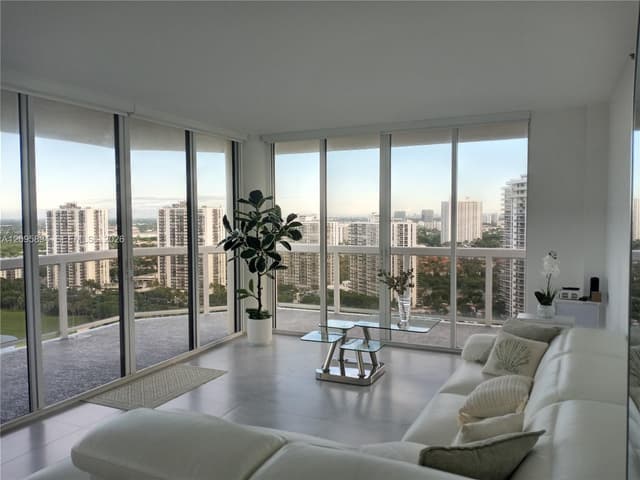 20185 E Country Club Dr # 2406, Aventura FL 33180 - Aventura, FL - Photo 2