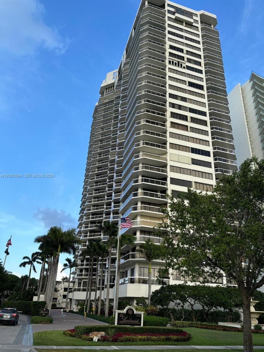 20185 E Country Club Dr # 2406, Aventura FL 33180 - Aventura, FL - Photo 1