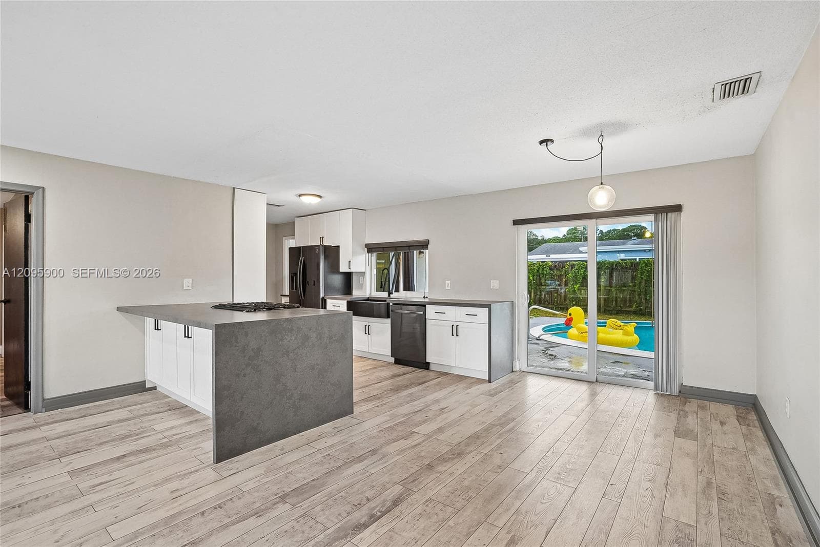 8440 Sheraton Dr, Miramar FL 33025 - Miramar, FL - Photo 1