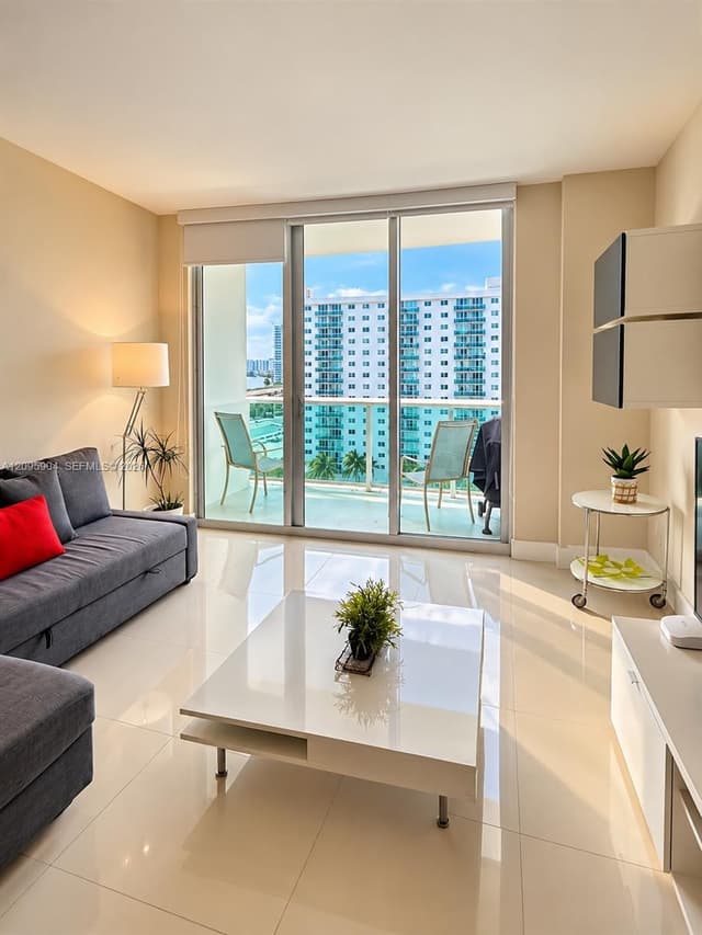 19370 Collins Ave # 1112, Sunny Isles Beach FL 33160 - Sunny Isles Beach, FL - Photo 2