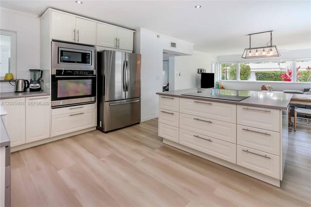 955 Van Buren St, Hollywood FL 33019 - Hollywood, FL - Photo 7