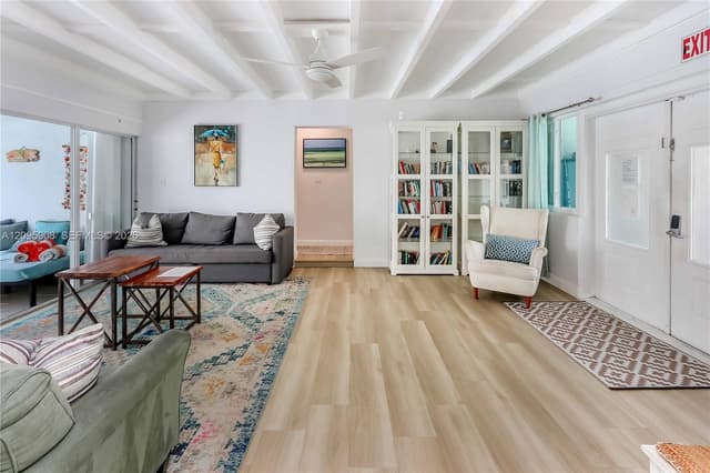 955 Van Buren St, Hollywood FL 33019 - Hollywood, FL - Photo 3