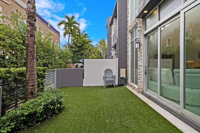 606 NE 8TH Avenue, Fort Lauderdale FL 33304 - Fort Lauderdale, FL - Photo 7