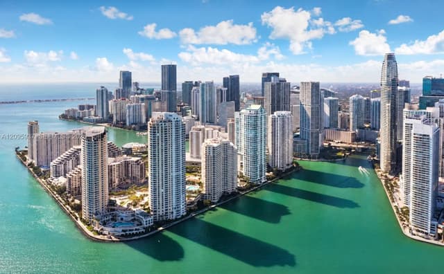 900 Brickell Key Blvd # 1901, Miami FL 33131 - Miami, FL - Photo 2