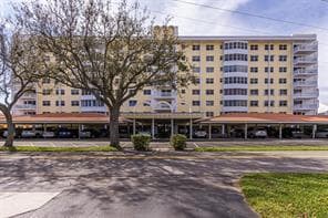 2500 NE 48TH Lane # 301, Fort Lauderdale FL 33308