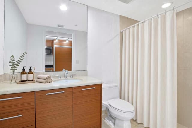 50 Biscayne Boulevard # 4503, Miami FL 33132 - Miami, FL - Photo 7