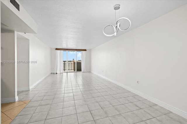 2780 NE 183rd St # 1207, Aventura FL 33160 - Aventura, FL - Photo 3