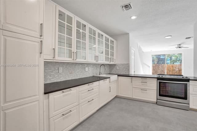 1212 W Las Olas Blvd, Fort Lauderdale FL 33312 - Fort Lauderdale, FL - Photo 3