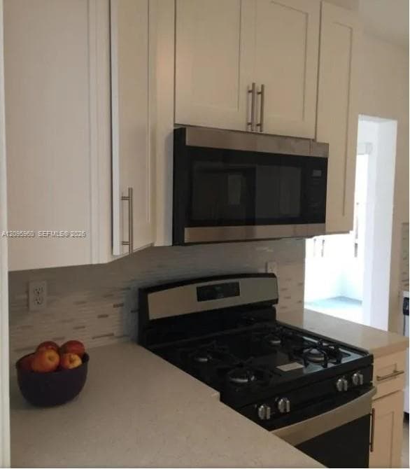 320 SW 7th Ct., Hallandale Beach FL 33009 - Hallandale Beach, FL - Photo 4