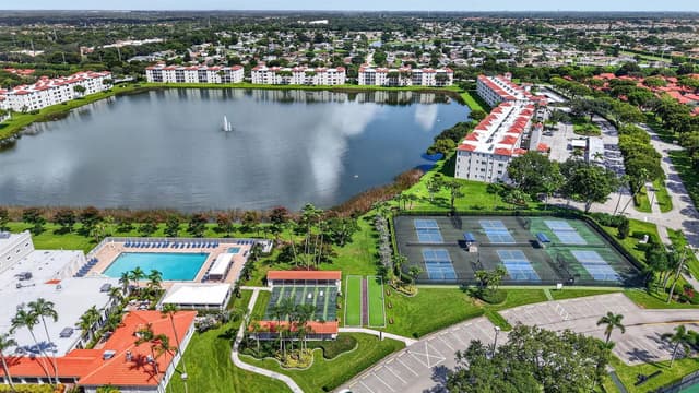 6269 Pointe Regal Circle # 307, Delray Beach FL 33484 - Delray Beach, FL - Photo 2