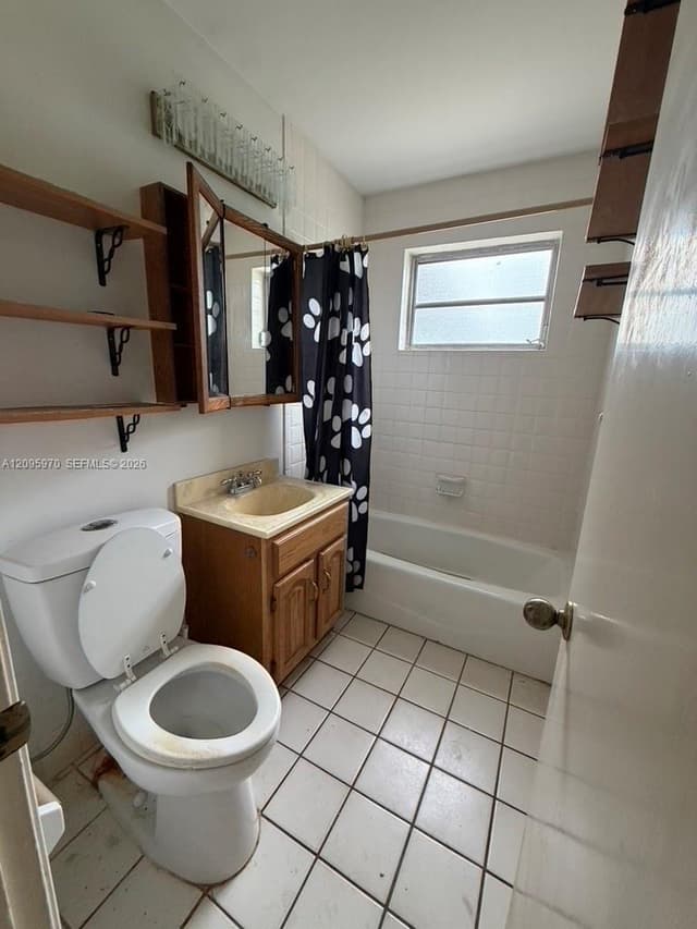 6115 SW 2nd St, Margate FL 33068 - Margate, FL - Photo 7