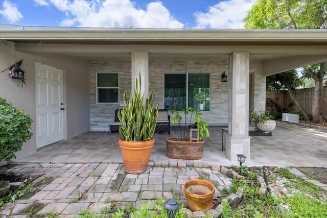 1412 SW 3RD Street, Delray Beach FL 33444 - Delray Beach, FL - Photo 2