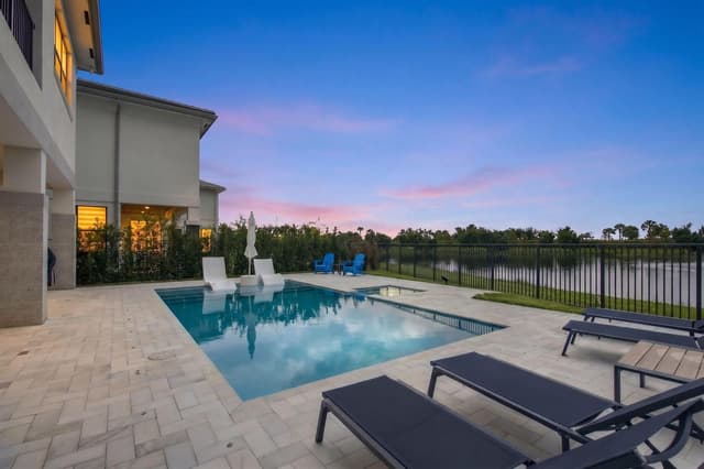 12870 Crane Crossing, Palm Beach Gardens FL 33412 - Palm Beach Gardens, FL - Photo 2