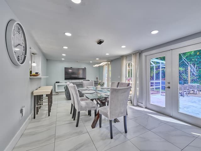 9020 SW 8th Street, Boca Raton FL 33433 - Boca Raton, FL - Photo 5