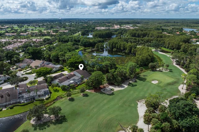 40 Edinburgh Drive, Palm Beach Gardens FL 33418 - Palm Beach Gardens, FL - Photo 5