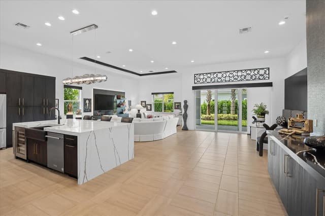 10031 Timber Creek Way, Palm Beach Gardens FL 33412 - Palm Beach Gardens, FL - Photo 5