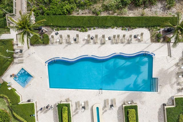 1063 Hillsboro Mile # 206, Hillsboro Beach FL 33062 - Hillsboro Beach, FL - Photo 4