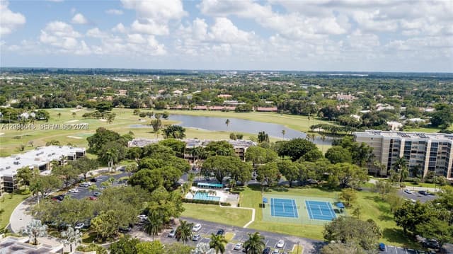 16251 Golf Club Rd # 109, Weston FL 33326 - Weston, FL - Photo 5