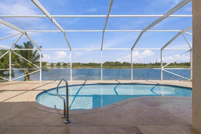 1295 WINDSOR Lane, Weston FL 33327 - Weston, FL - Photo 3