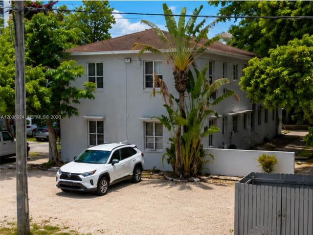 960 SW 7 St, Miami FL 33130 - Miami, FL - Photo 3