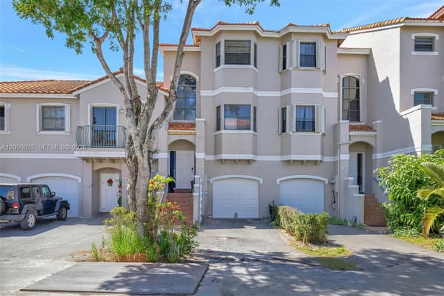 12662 NW 14th St, Sunrise FL 33323 - Sunrise, FL - Photo 4