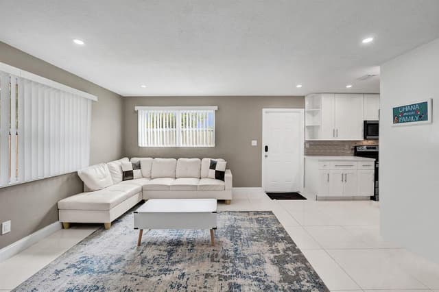 921 NW 14th Street, Fort Lauderdale FL 33311 - Fort Lauderdale, FL - Photo 7