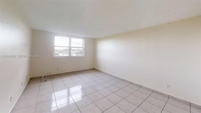 606 W 81st St # 407, Hialeah FL 33014 - Hialeah, FL - Photo 5