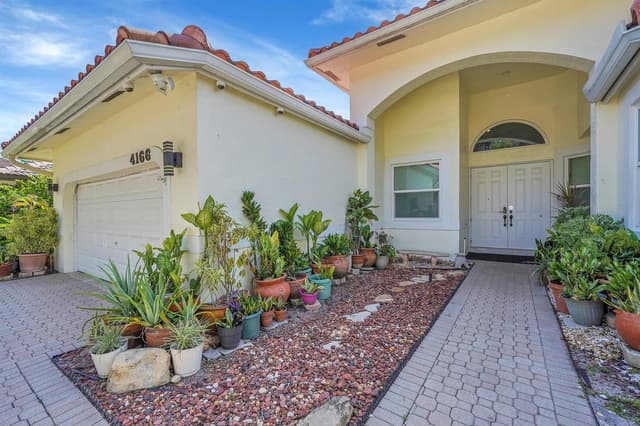 4166 NW 66th Terrace, Coral Springs FL 33067 - Coral Springs, FL - Photo 6