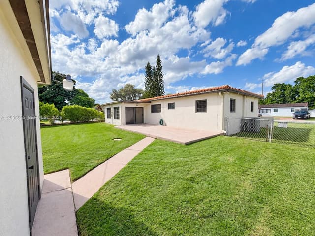 7960 SW 36th Ter, Miami FL 33155 - Miami, FL - Photo 4