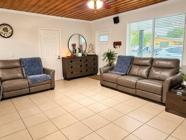 4401 SW 21st Street, Fort Lauderdale FL 33317 - Fort Lauderdale, FL - Photo 4