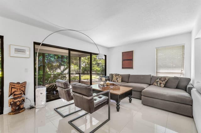 6387 Eastpointe Pines Street, Palm Beach Gardens FL 33418 - Palm Beach Gardens, FL - Photo 7