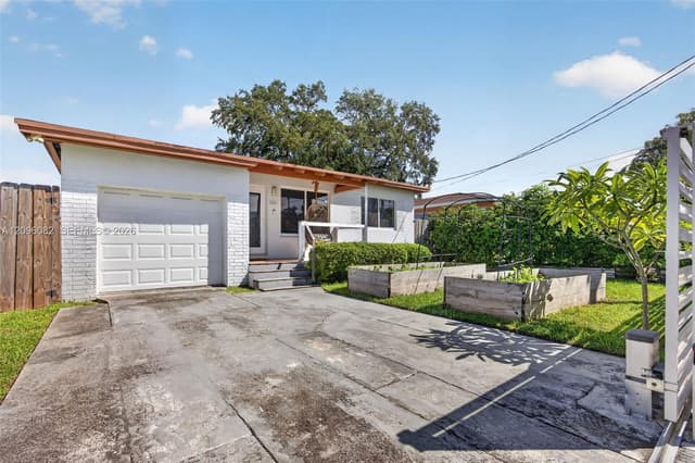 2611 SW 19th Ter, Miami FL 33145 - Miami, FL - Photo 2
